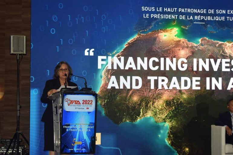 نائلة نويرة القنجي 1 Gonji appelle à consolider la coopération économique tuniso-cooréenne