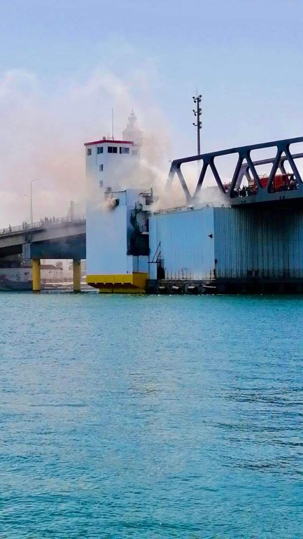 FB IMG 1690372629724 Pont mobile de Bizerte: une enquête approfondie sur l’incendie