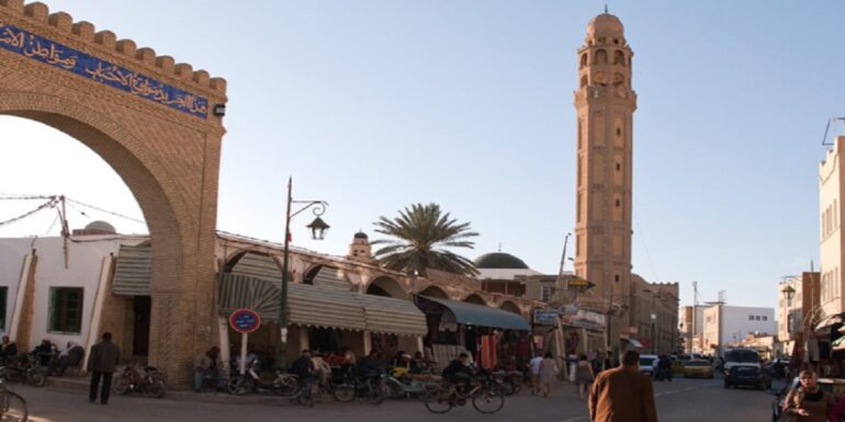 touzeur انعقاد الاجتماع التحضيري الثاني للملتقى الدولي للاستثمار بين تونس وليبيا والجزائر